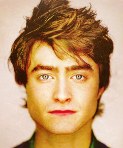 a-l-o-h-o-m-o-r-a:   ~ Daniel Radcliffe for