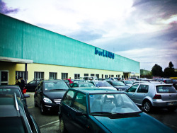 ohmymadeline:  polworld:  Supermarket in Padua (Italy) - Ph. Mirko Gastaldello  I reject this supermercato in favor of Despar. Or Despair, if you’re feeling saucy and have a flagrant disregard for the Italian language. 