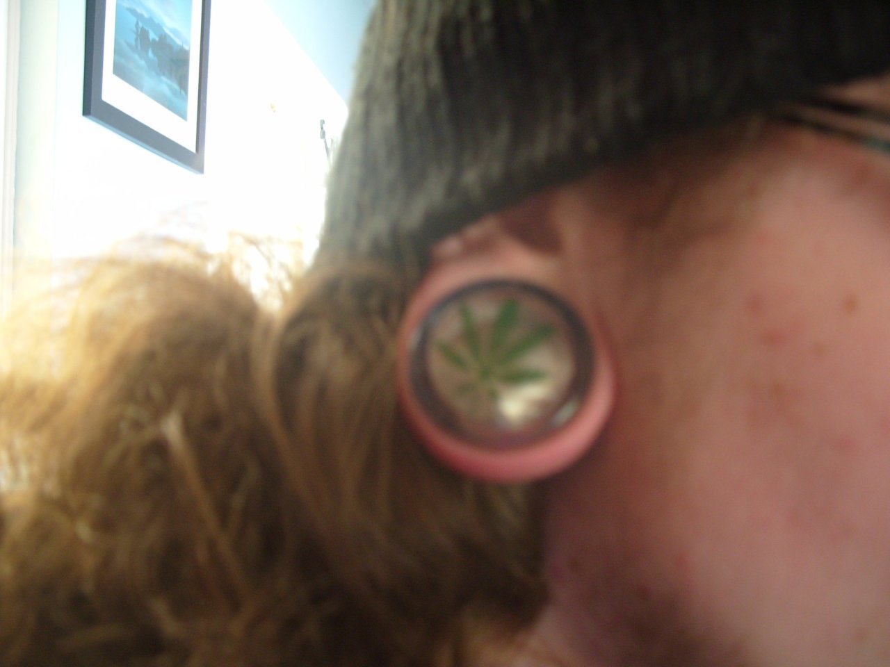 fuckyeahplugs:  36mm :) http://plugsdrugsandglasses.tumblr.com/ 