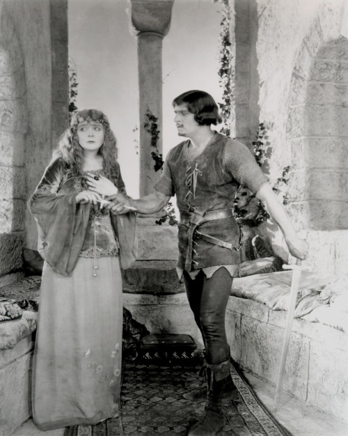 The earliest medieval Robin Hood stories gave him no female companion. Maid Marian was originally a 