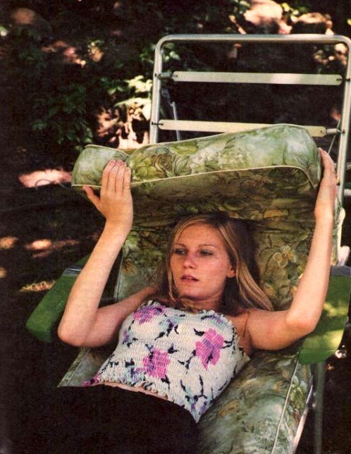 lana-michelle:  Kirsten Dunst on the set of the Virgin Suicides by Corinne Day 