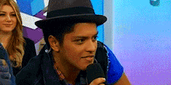 brunomars-sars:  just get in my pants, please? oh god ! now! let’s go!!! hhaha 