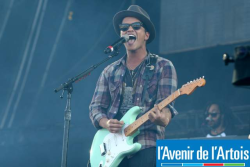 dreamxparadise:  Bruno Mars au Main Square Festival 2011 