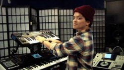 cherrythirst:  hawt-bunnz:  Bruno on the Keyboard.  Like a boss 