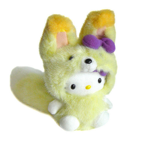 北海道限定 Hello Kitty Hokkaido Golden Fox plush (by pkoceres)