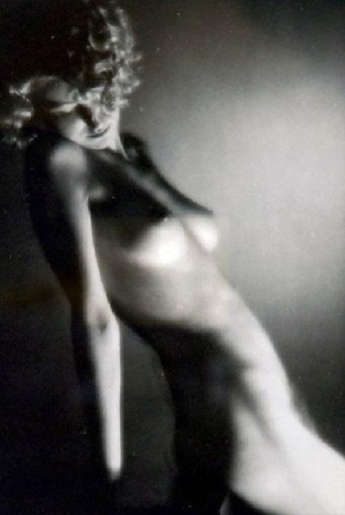  Jerzy Benedykt Dorys - Etude de Nu, vers 1930 