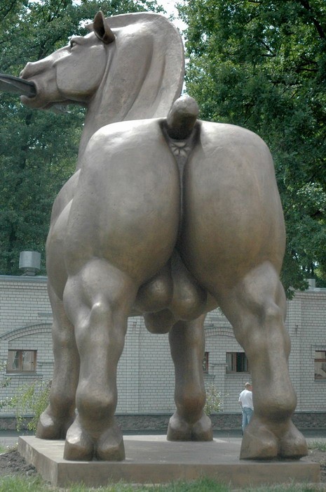 vandergrafvanny:  What a horses ass alternately: fine art that Equius would appreciate.