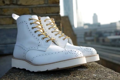 Tricker&rsquo;s Brogue boot for Present London