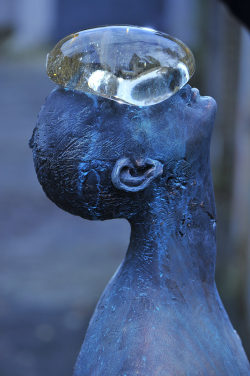 gaksdesigns:  Rain by sculptor Nazar Bilyk 