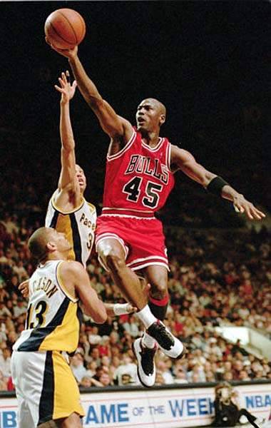 oohsowavy:  When I come back like Jordan, wearin’ the four five It ain’t to play