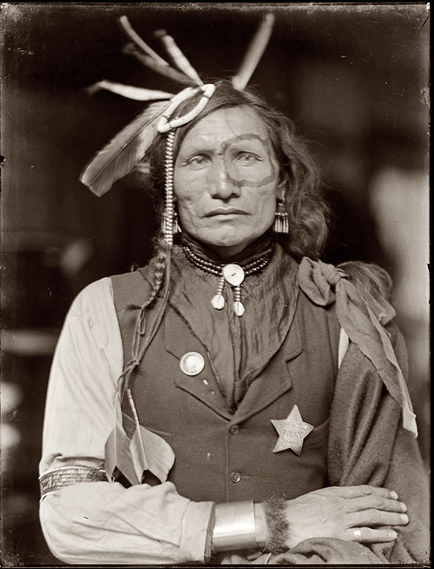 kvetchlandia:Gertrude Käsebier - Iron White man, Lakota - c.1900