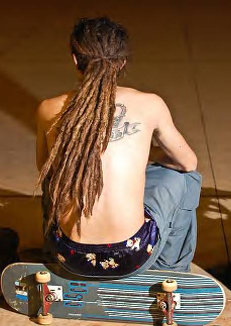 mundo-do-reggae:  A violência é comum e a paz é raridade. Black Alien