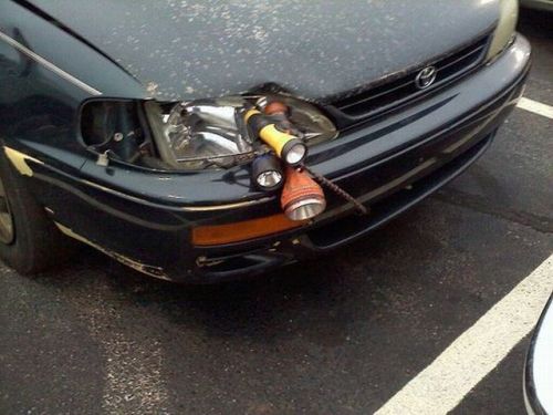 imsohornyithurts:  laurathexplora:  Creative, i see XD  they’re still together, even when everything is falling apart </3  AHAHHAHAA, so ghetto.
