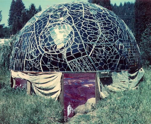 miss-mary-quite-contrary:  “The Wholeo Dome is an artistic expression of colored