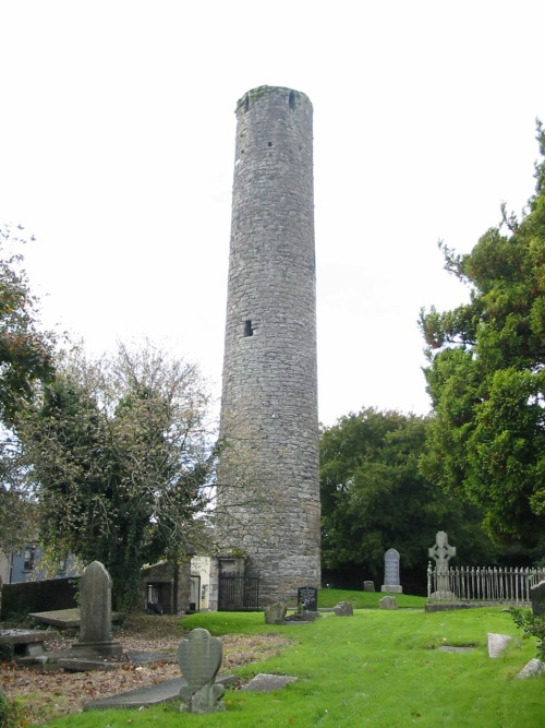 The monastery at Kells is thought to have been founded around 804 A.D. by monks fleeing from St Colm