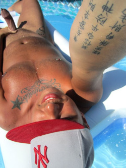 hairyexhibitionist:  Me jacking off in the pool. Please reblog :)