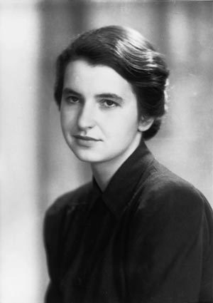 fuckyeahhistorycrushes: Rosalind Franklin.  She performed the x-ray crystallography that helped