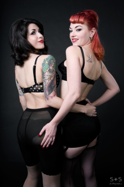 cheesecakedollies:  Jessie Lauren &amp; Margie Marischino 