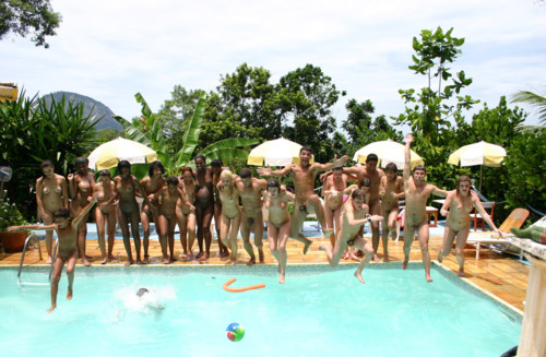 nudistworld-public: JUMP v2.0 Everybody in the pool… Naturally! Family and friends, of all ages enj