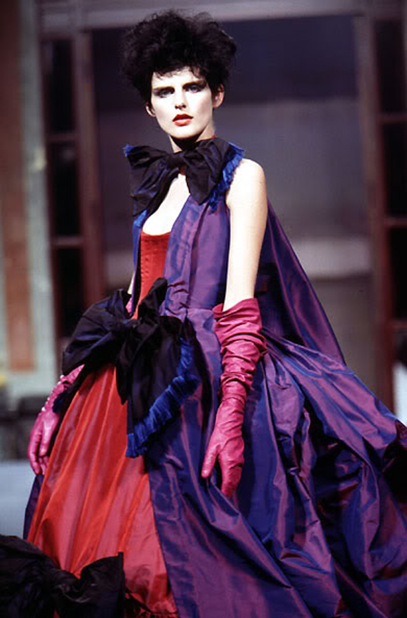 runway shows of the 1990s — Stella Tennant, Vivienne Westwood Fall 1996