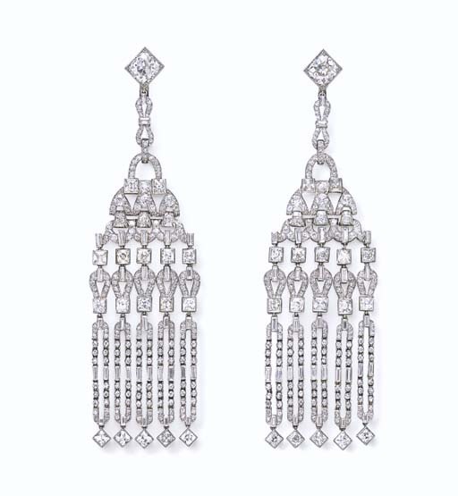 omgthatdress:  Art deco earrings ca. 1925 via Christie’s 