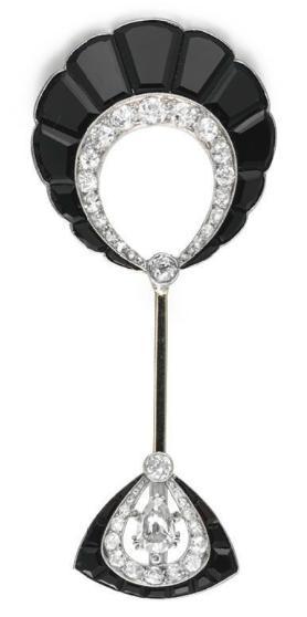 omgthatdress:  Jabot pin ca. 1925 via Christie’s 