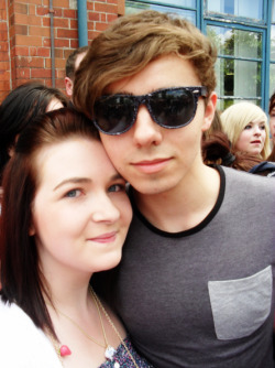 Nathan Sykes. In these glasses. GET IN MY