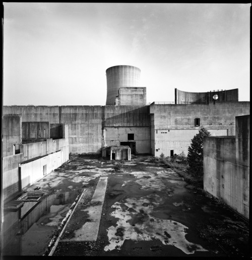 jeremyblakeslee:  cancelled nuclear power plant by Jeremy Blakesleehttp://jeremyblakeslee.com (tumblr)http://www.flickr.com/photos/26594052@N07