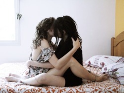 lipsticklesbians.tumblr.com post 20135860635