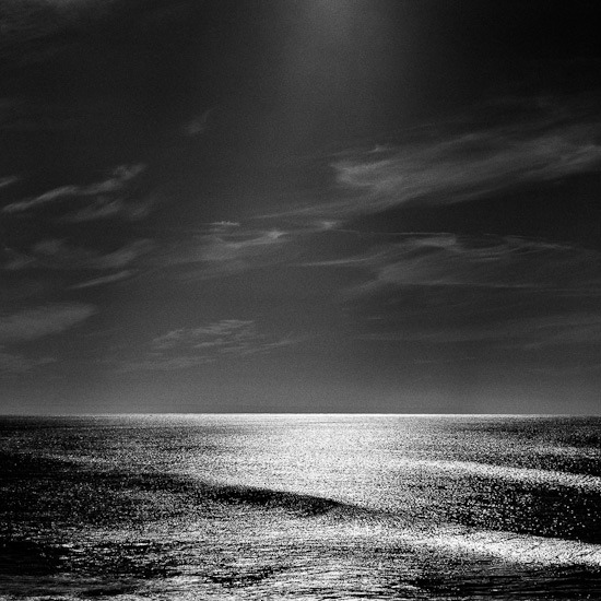 black-and-white:  (via Alessandro Puccinelli) 