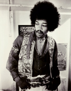 eric0211:  Jimi Hendrix 40 anni dalla morte (9) by cristiana.piraino on Flickr. “I’m the one that has to die when it’s time for me to die, so let me live my life, the way I want to.” 