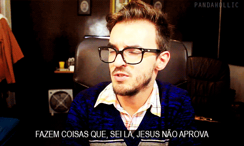  PC:A maioria das pessoas famosas usam drogas e… fazem coisas que, sei lá, Jesus