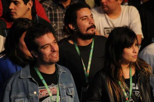 invasaopitty:  cara de “me deixa que eu tô vendo o Mars Volta” Pitty 