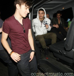 beautiful-wonder:  Found this pic of Nath…