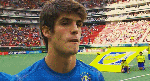 Quando descobri que ele tem só 17 anos.