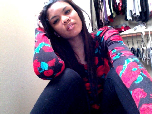 she so | beautiful