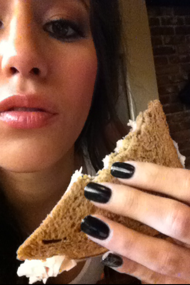Stop. Sammich time.
