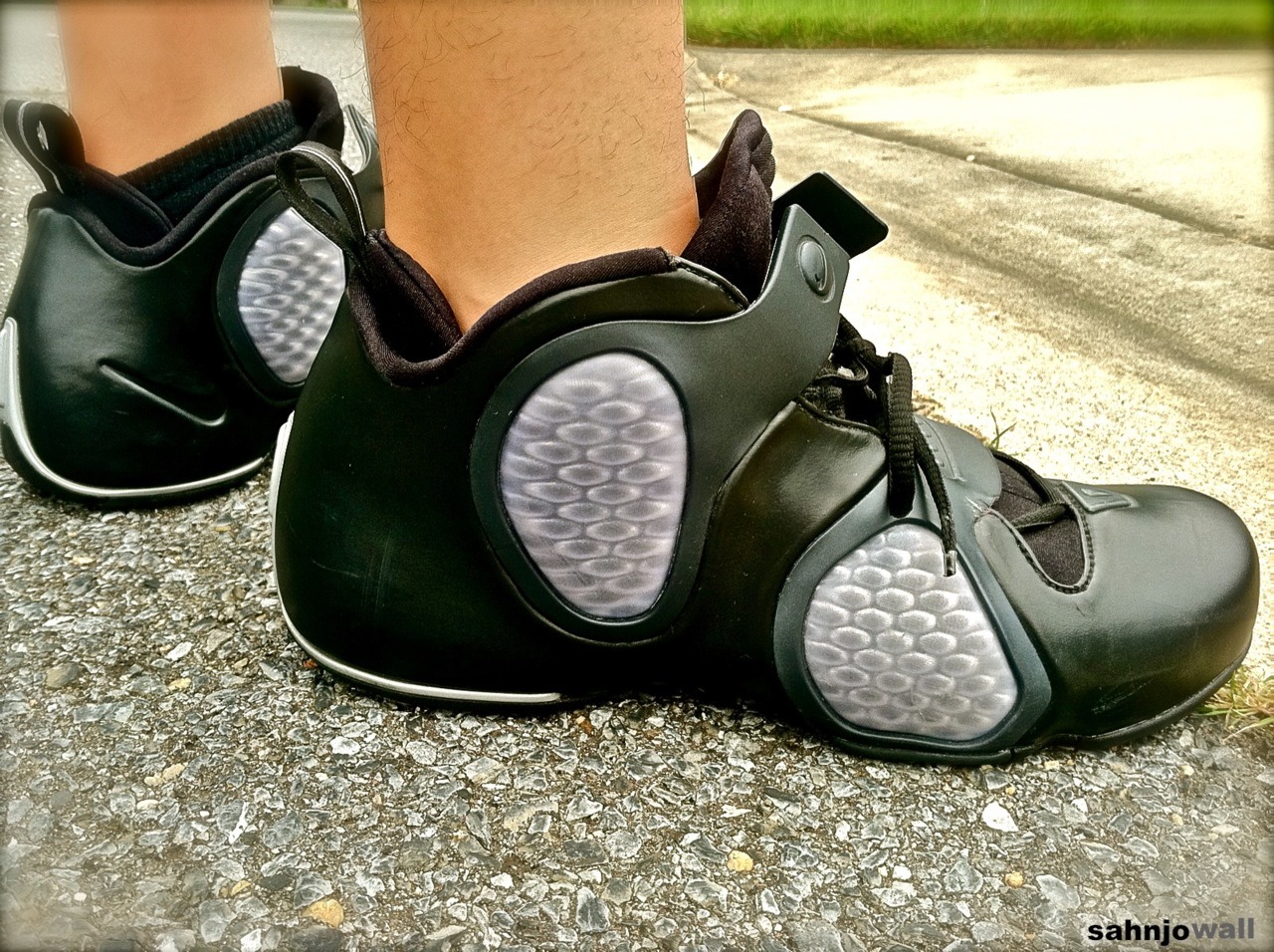 fuckyeahnikes:  Nike Flightposite 3’s http://sahnjowall.tumblr.com/  I wanted the