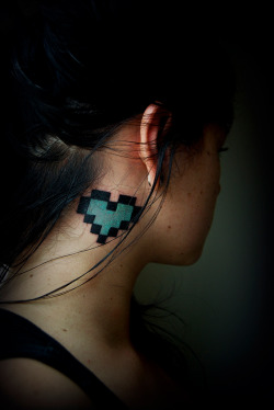 it8bit:  Pixel Heart - photo by Polly Anne 