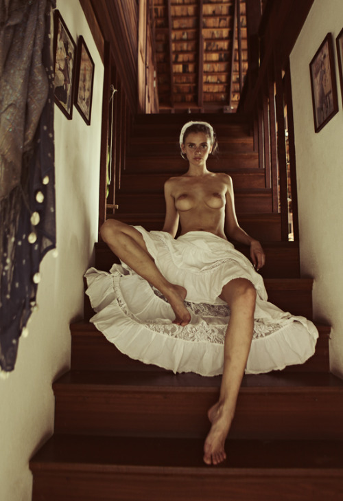 kewl-chicks:  Stairway to heaven