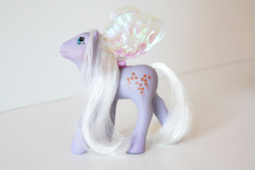 fuckyeahmlp:  Forget-Me-Not, a Flutter Pony.
