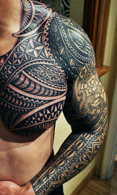 maleros:  usimahaeua:  MADD TONGAN TRIBAL TATATAU (tattoo)  MALEROS:   Incredibly complex detail  