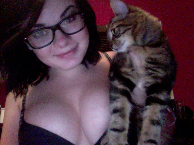 sarahdragon:  Reggie is finally impressed with something. 