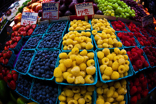 -comeindoingcartwheels:  Pike Place Market (by Vinny.82) 
