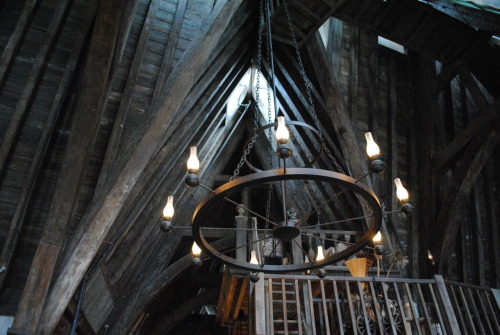 The Three Broomsticks &amp; The Hog&rsquo;s Head. The Wizarding World of Harry Potter. Orlando, FL. 