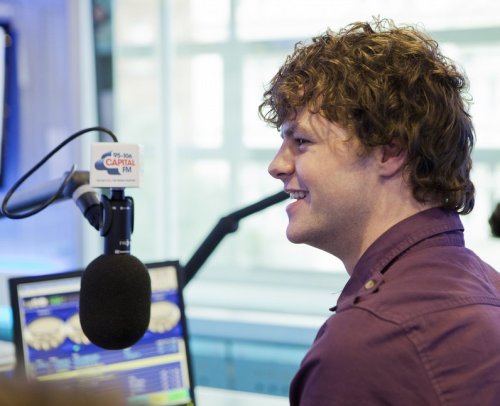 foolishformcfly:  silleloves:  Jay McGuiness @Capital FM webchat  Lovely! :D x 