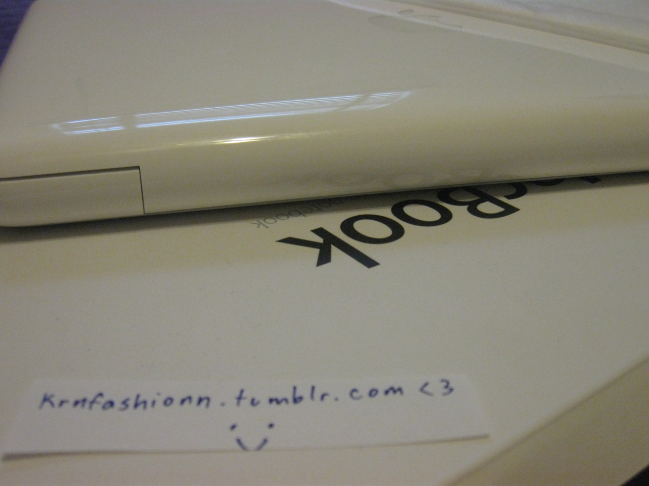krnfashionn:  Hey guys the give away starts today! From 7/15/11-8/1/11 Eastern: 
