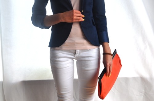 blondesouthernbelle:
“ i bought an orange hobo international clutch yesterday … perhaps i’ll style it like this.
”