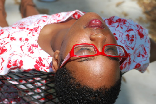 buttahlove: naturalpixie: Summer lovely - her blog is great! @blackandkilling