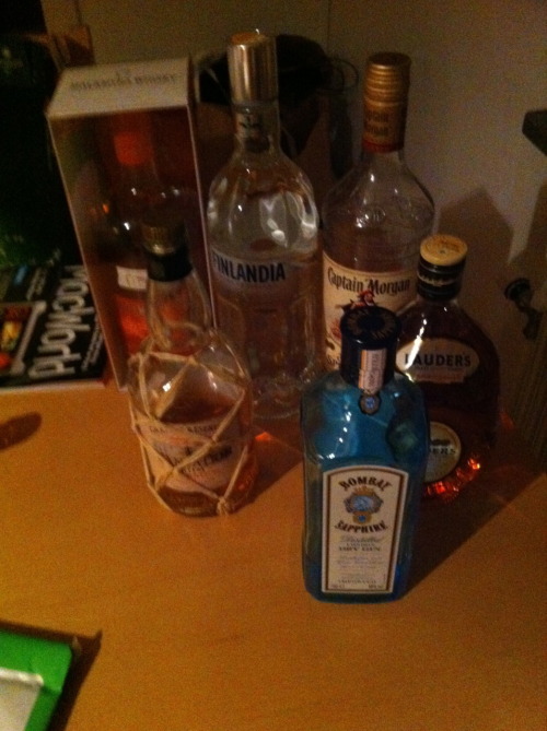 edelrost:this may end badlyJust stay away from the gin and it will be smooth sailing.